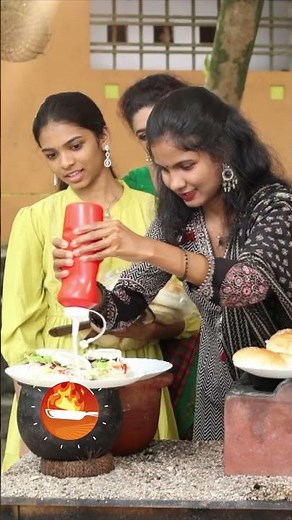 ഇതു ആ ദൂക്കാൻ ബർഗറിലെ ചേച്ചി അല്ലെ? #OrangeChicken #DhukaanBurger #DeviPraseeda #BurgerRecipe