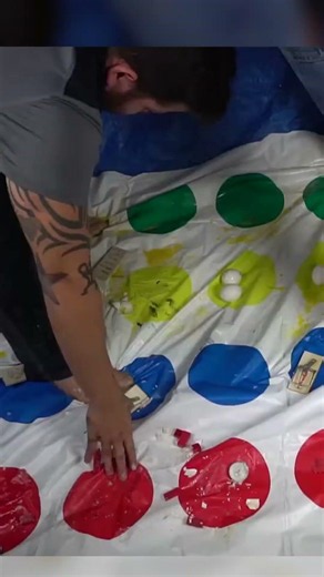 IM IN A BAD SPOT RIGHT NOW! TWISTER