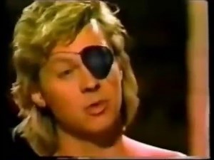 Dee Dee Sharp - I'm Not In Love (1975 official video)