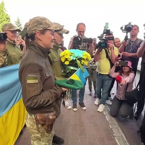 770K views · 10K reactions | Eurovision winners Kalush Orchestra gave a rendition of their winning song at the Polish border as they returned to Ukraine, where they were greeted by people in military clothing. | CBS News | Facebook