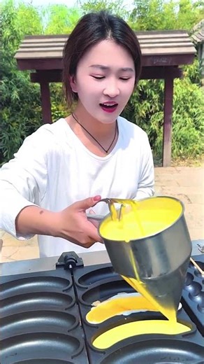 Shivangi Start Buy 1 Get 1 Free Offer 😗