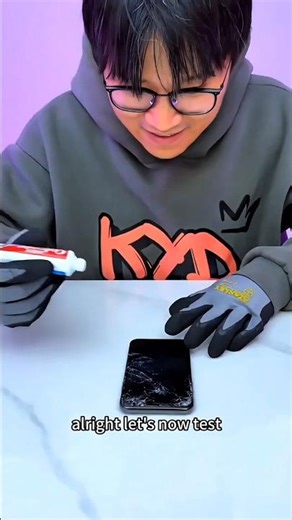 Viral Toothpaste Trick on Phone – Real or Fake? 🤯 #shorts #shortsfeed #gadgets