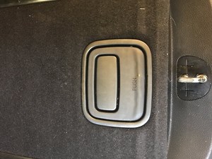 Spare tire cover handle/latch broken