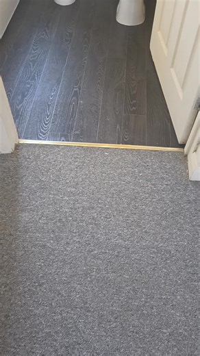 Winston's Flooring: Premier Vinyl Flooring Installation
