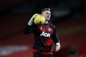 Dean Henderson impresses on first Premier League start for Manchester United