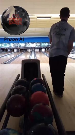 Phaze AI: El Bowler Perfecto para Dos Manos