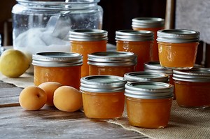 The Best Apricot Jam - Weekend at the Cottage