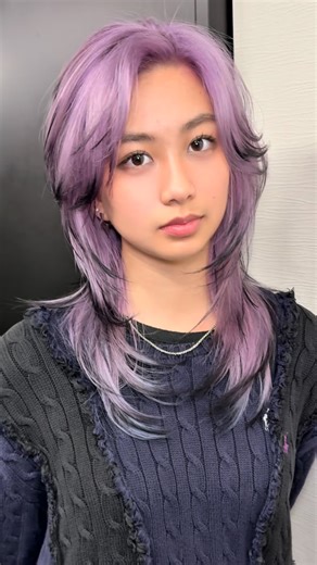 RYO/セクションカラー/デザインカラー/ウルフ/レイヤー on Instagram: "Purple with black tips 🫟🪻🐈‍⬛ menu cut/breach/design hair by @ryo1.kw.null Many clients come in without a set plan, so I truly appreciate it when they trust me with the design!☺️ Let’s sit down together and find the hairstyle that works best for you 🙆🙆 From consultation to the final touch, I’ll take full responsibility and work with you one-on-one. ▫️ Style Commitment I take into account what you want, what suits you, your fashion sense, and your 