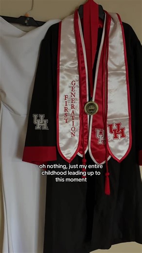 Samantha on Instagram: "I can’t believe this chapter is closing tomorrow 🎓🥹 #universityofhouston #gocoogs #htx #collegestudent #collegegraduation"