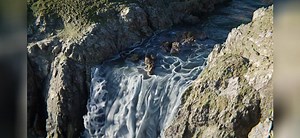 Video: Waterfall with Flip Fluids