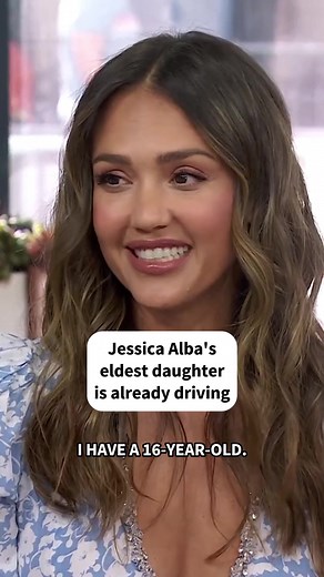 #JessicaAlba is now the mother of a licensed driver! Her eldest, Honor, is
