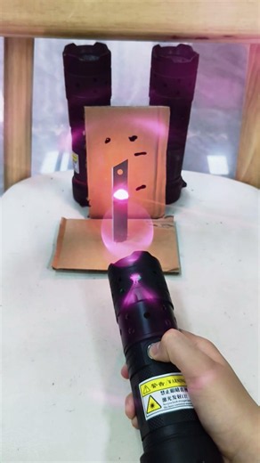 80-watt laser igniter burning blade #laserigniter #diy #wood #automobile #lasercutter #lasercutting