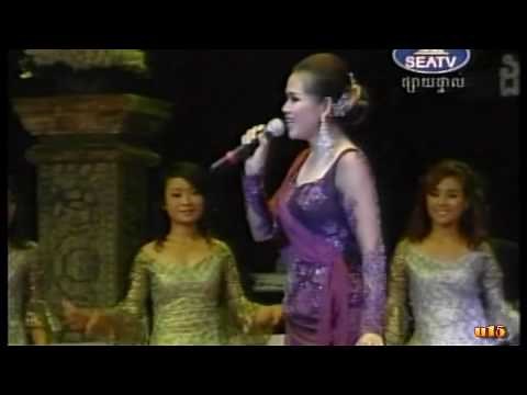Meng Keo Pichenda : singing live!
