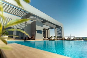 Rent an apartment in this amazing new building in Juffair! Stunning, brand new one, two and three bedroom apartments available for rent. Prices starting from BD500 per month inclusive of tax, elec/water, internet and OSN. For more details call or message Coryn on +97336715684. | Bahrain Property Rentals | Facebook