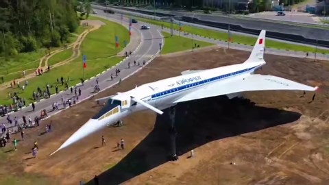 The Crazy Plan To Turn Old Soviet Nuclear Bombers Into Luxury Private Jets! - TU-160 Civil version