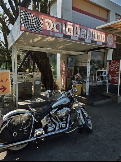 "รถคันตั้งใหญ่แต่ขี่ได้แค่คนเดียว" 555555 #กุ๊ยเจริญเมือง #harleydavid...