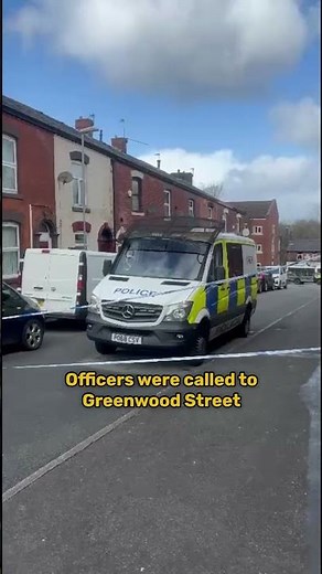 Police hunt attacker after woman stabbed in Oldham