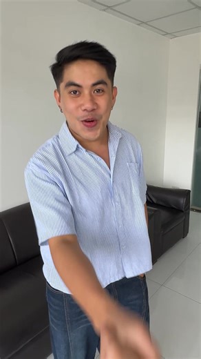 6.9K views · 37 reactions | Looking for an office-based Virtual Assistant role where you can grow and thrive?  We see you — and our recruitment team is ready to support you every step of the way. From application to onboarding, we're here to make the process smooth, professional, and hassle-free. Apply now and take the first step toward your next big opportunity: https://coverdesk.com/careers | Cover Desk Philippines | Facebook