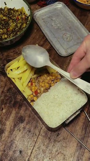 The Lunchbox Mom Used to Pack ❤️ Nostalgic Memories #Nostalgia #ChildhoodMemories #MomsCooking