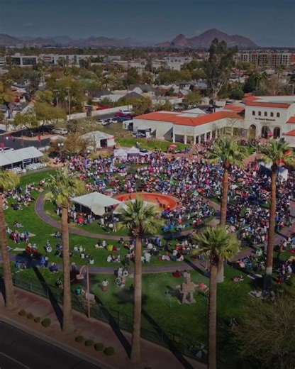 Tickets are LIVE! 🎟️ Witness the artistry, athleticism, and skill of Indigenous Hoop Dancers from across North America in this thrilling two-day competition. Secure your spot to experience the 36th Annual World Championship Hoop Dance Competition right here on the Heard Museum grounds in downtown Phoenix. Get tickets today at heard.org/hoop.🌀 | Heard Museum