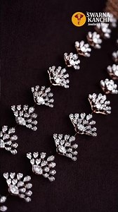 Diamond Necklace with Emerald Centerpiece | Luxury Bridal Jewellery | Swarna Kanchi