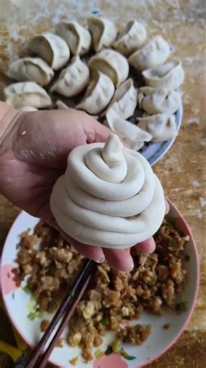 The Short & Sweet: Weekend Dumpling Therapy.