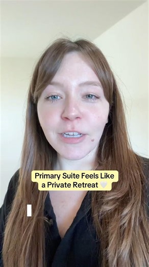 Which would you use the nook for—office or reading space? 👀