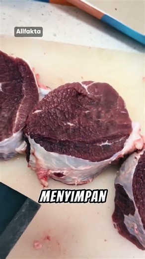 Why is this meat moving on its own! #shorts
