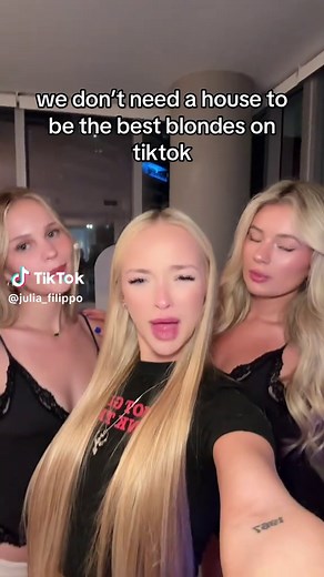 ❣️❣️❣️ @kersten julia @dakotahaileyy | the blonde house