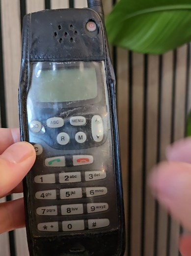 Nokia 1610: A Retro Classic Still Going Strong