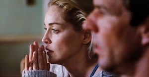 76K views · 1K reactions | Cold Creek Manor - 35mm Trailer (2003) | Horror Ads | Facebook