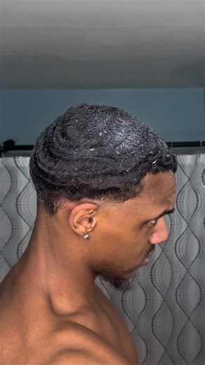 Achieve Perfect 360 Waves: Wash and Style Guide