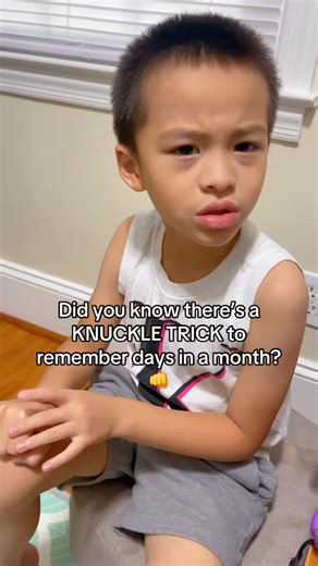 Mezzy Kids on Instagram: "Today’s homeschool lesson — calendar time! I taught him the knuckle trick to remember how many days each month has 👊☺️❤️ Knuckles Trick! Each knuckle = 31 days, each dip = 30 days (except Feb). Start from the pinky knuckle: Jan 31 – Feb 28/29 – Mar 31 – Apr 30 – May 31 – Jun 30 – Jul 31 — then other hand → Aug 31 – Sep 30 – Oct 31 – Nov 30 – Dec 31 #homeschoolfun #momteacher #homeschoolkids #homeschooling #learningthroughplay #homeschoolmom #homeschooler"