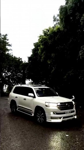 White land cruiser LC 200 #shorts #trending #toyota #foryou