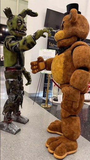 Freddy does MORE CreepIE Con Shenanigans #fnaf