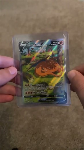 Charizard V 🔥#pokémon #collectiblecards ￼