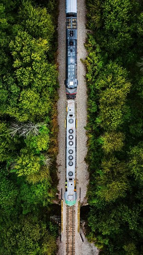 Josh on Instagram: "Davenport DDA40X • Union Pacific DDA40X 6936, the worlds Largest operating diesel locomotive, leads an excursion along the Iowa Interstate Railroad in Davenport. • -September 2025 • #unionpacific #iowa #davenport #locomotive #trains"