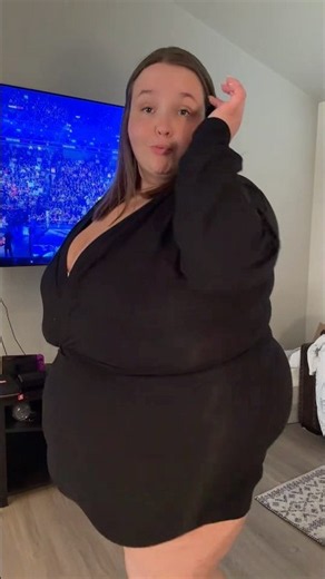 Too bouncy in the end.. 🤭🤓 #ssbbw #plussize #belly