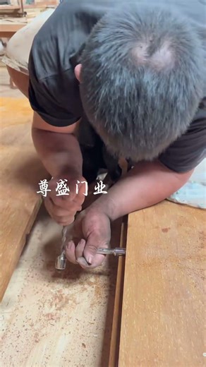 Merbau Gate with Screw Rod Reinforcement