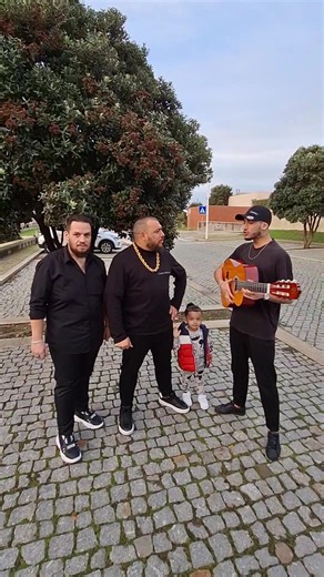 604K views · 21K reactions | Será que foi boa ideia roubar os ciganos?路‍♂️ Obrigado ao DaviDudaMaia e familia por alinharem nas nossas brincadeiras e Obrigado pelo excelente sentido de humor que vocês têm  Oléeeeee para vocês ❤️ | Dupla H&M | Facebook