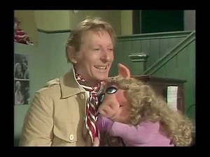 The Muppet Show - 316: Danny Kaye - Backstage #2 (1979)