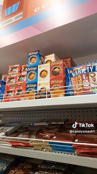 Take a tour of our extensive UK range at Candy Smash! We are an international Candy Store that not only stocks products from America, but from all over the world! #candy #candysmash #candysmashedsquare #candysmashecq #candystore #candyshop #edsquaretowncentre #edsquare #ecq #easterncreekquarter #uk #unproductive #England #UnitedKingdom #chips #chocolate