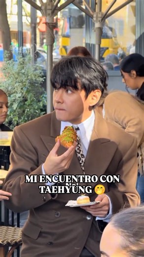 Me encontré con Taehyung en Francia 🤭 #bts #army #papaarmy #humor #comedia | Papaarmy