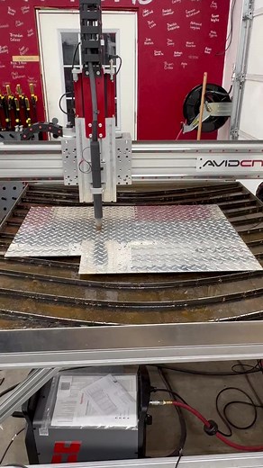 16K views · 507 reactions | I fabricated a diamond plate aluminum oil tank for the yz450f buggy. This is the first aluminum I’ve really welded. I think it turned out well. It will be finished today. Avid CNC Quantum Machinery Group Swag Off Road PrimeWeld Optrel Inc US #redbeardsgarage #fabrication #oiltank #aluminum #tigwelding #buggybuild #builtnotbought #cncplasma #weldtable #welding #yz450f | Red Beards Garage | Facebook