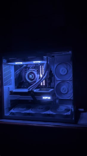 Minimalist PC Build with Lian Li O11 Mini V2