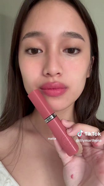 L'Oreal Paris Lip Products in Matte and Glossy Finishes