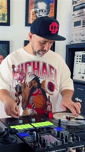 SCRATCH 🎚️🔥 #dj #scratch #turntable #scratching #scratchdj