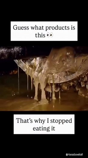 Ultra-processed foods are not just unhealthy… they’re engineered to make you sick. And you’ve probably eaten them today without realizing it. Here’s why I stopped buying them ⬇️ (And what I do instead to detox the damage.) 🚨 Ultra-processed = fake food. They’re loaded with additives, preservatives, emulsifiers, and seed oils (this is what’s being manufactured in the video). Designed in labs to override your brain, hijack your hunger, and wreck your gut. The result? 🚫 Inflammation 🚫 Blood suga