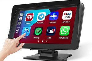 This wireless car display is compatible with Apple and Android, now under $100!