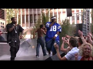 OutKast - "The Whole World" LIVE (2002) [HD]